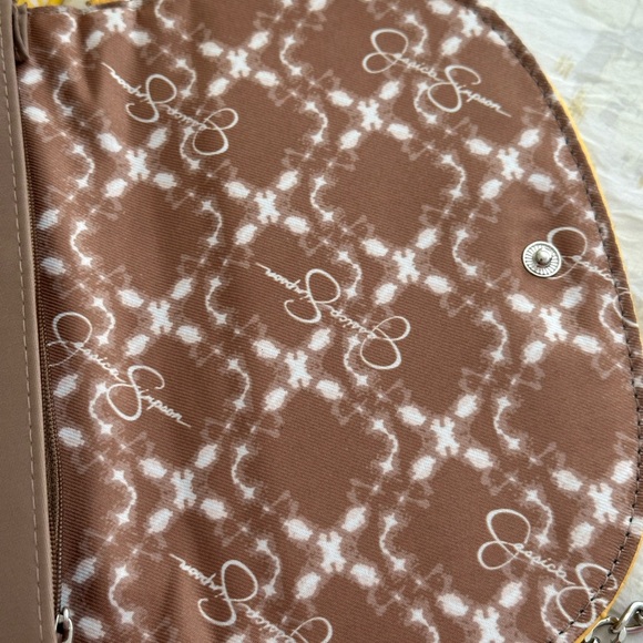 Jessica Simpson yellow small crossbody trifold never used - Picture 10 of 16
